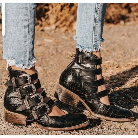 Freebird by Steven Shoes - Freebird by Steven 7 Scarlett Croc Black Buckle booties